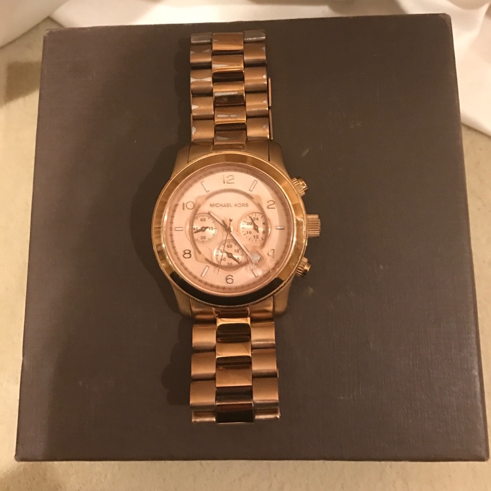 Mk Watch - image 1